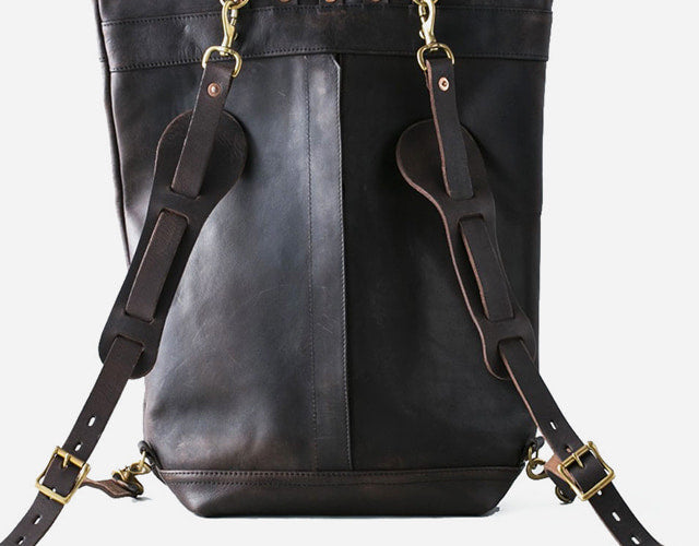 vasco / LEATHER ROLL TOP RUCKSACK