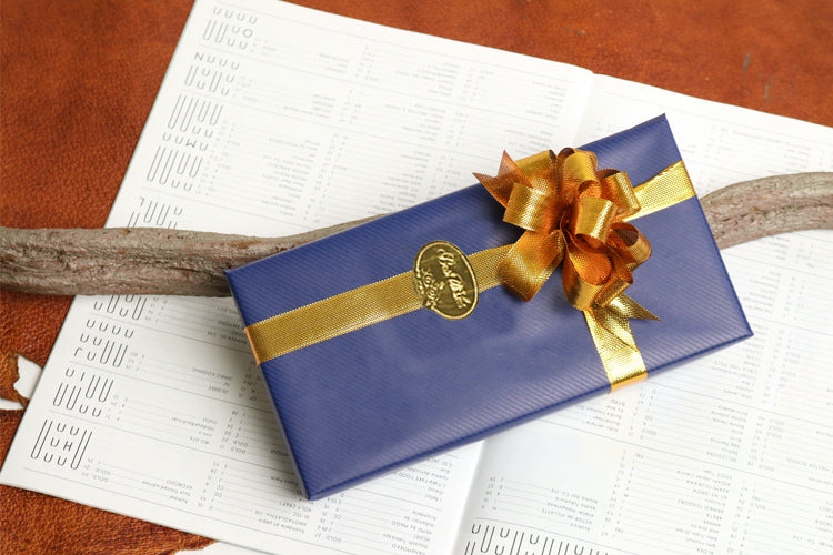 Free gift wrapping wrapping paper "red"