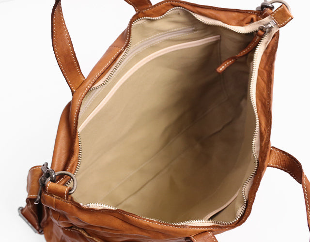 REALMIND / FORO-light Soft and light 2-way bag made of high-quality piece-dyed horse tan leather 