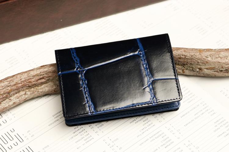 REALMIND / PRIMA Glossy large crocodile embossed leather business card holder