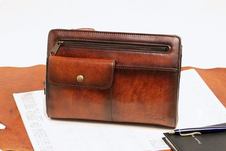 Lugard / G-3 One-of-a-kind shadow finish. A tasteful second bag with a vintage feel