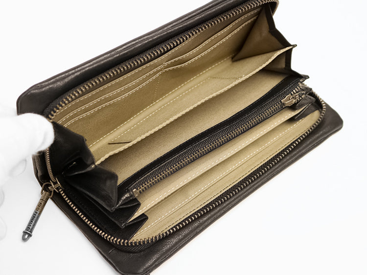 FU-SI FERNALLE / A-wallet   上質なイタリアンラムレザーのラウンドファスナー長財布