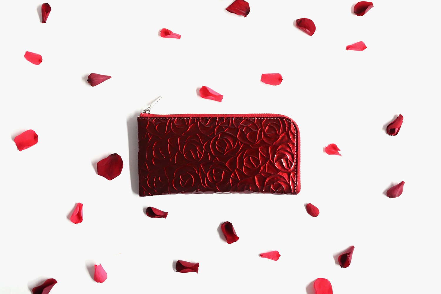 FU-SI FERNALLE / ROSE METAL Beautiful rose embossed enamel leather slim L zipper long wallet