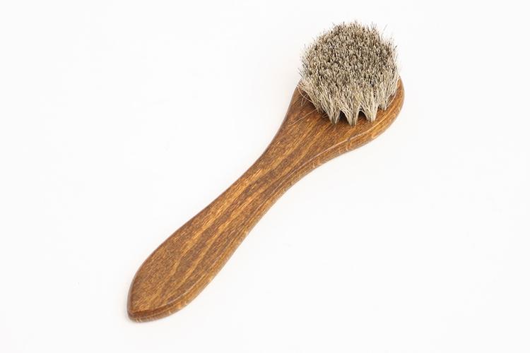 COLUMBUS Handle type horsehair brush from a manufacturer specializing in leather care products