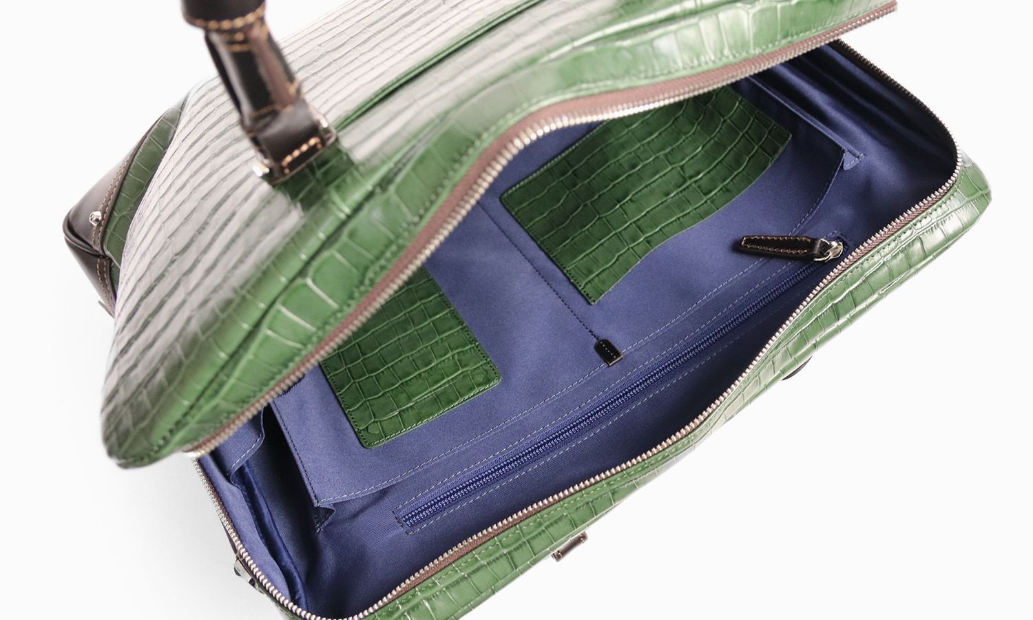 Kiefer neu / amore Luxurious crocodile-embossed leather briefcase 