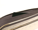 Neutral Gray  NP061 デイジーの型押しを施した美しいLファスナー長財布